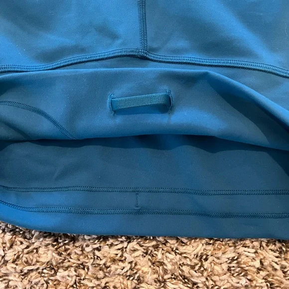 Lululemon Wunder Train high rise tight 28 inch inseam size 8 color capri - Picture 2 of 5